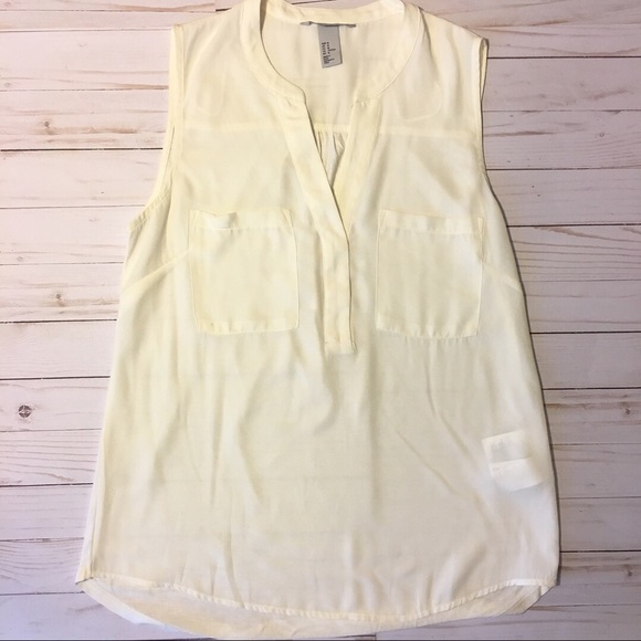 H&M cream blouse - Picture 2 of 3